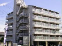 インタービレッジ三条の外観|６階建てマンション！