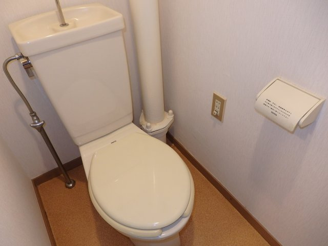 コーポふくいのトイレ