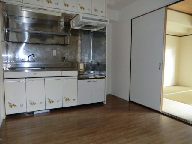 サントピア田川の居間・リビング