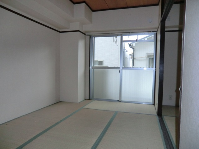 サントピア田川の和室