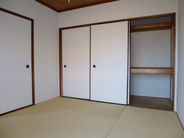 コーポ西原の和室