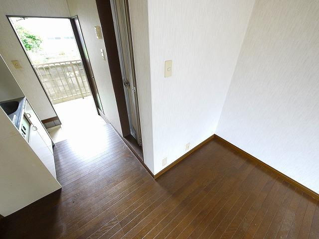 ふぁみーゆ音無の洋室|落ち着いた色調の洋室です