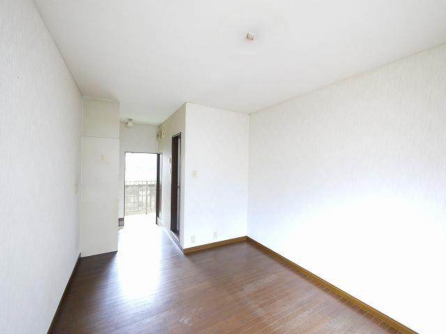 ふぁみーゆ音無の居間・リビング|開放的な居間です