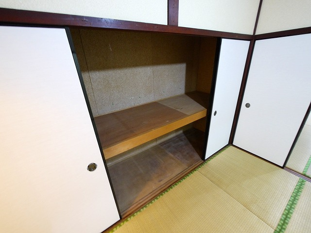 下村貸家（西新在家号所町）の収納