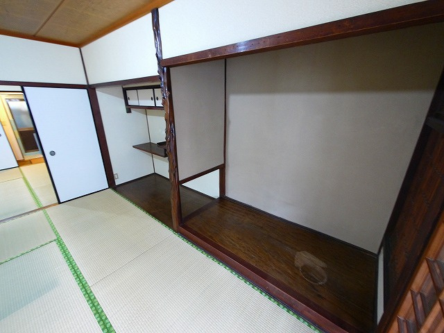 下村貸家（西新在家号所町）の収納
