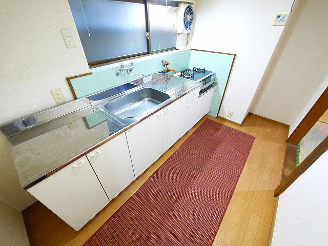 下村貸家（西新在家号所町）のキッチン