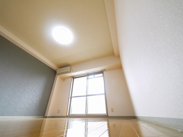 サウス・マ・メゾンの居間・リビング|使いやすい居間です