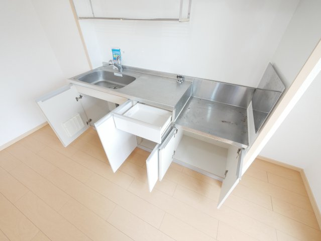 エレガンシアのキッチン|キッチンでお料理をお楽しみください