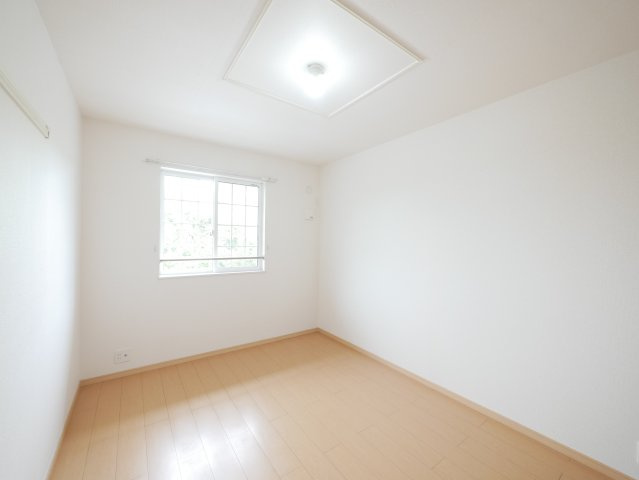 エレガンシアの洋室|洋室です