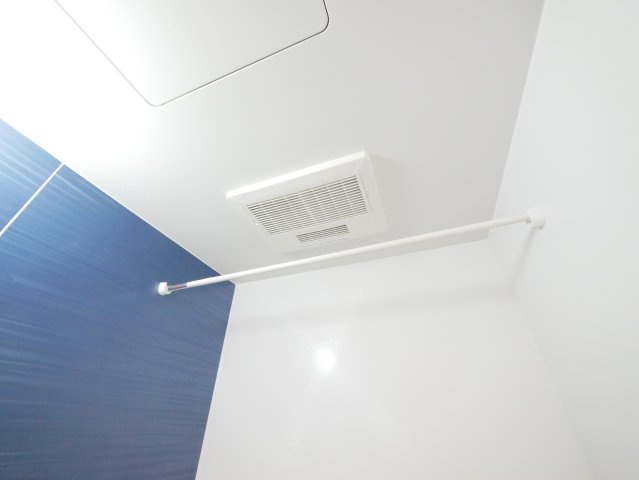 エレガンシアのその他|浴室乾燥機付き