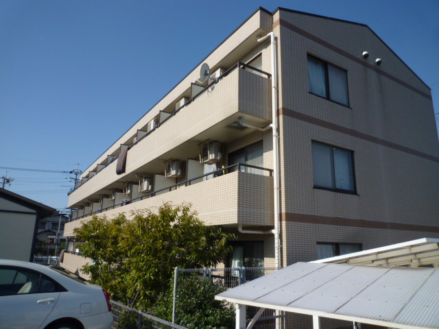 ブロードヒルⅡの外観