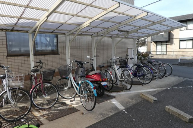 ブロードヒルⅡのその他共用部分|自転車置き場