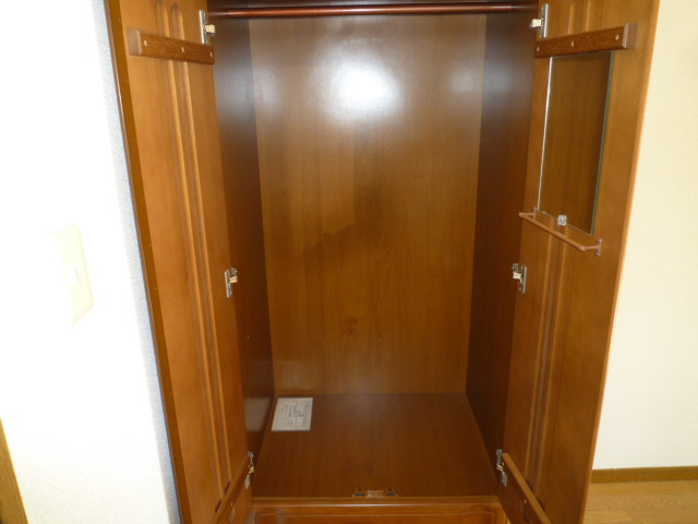 ブロードヒルⅡの収納|可動式収納