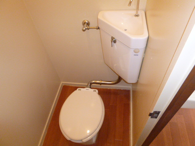 倉敷市児島小川６丁目のアパートのトイレ|シャワー付きトイレに変更