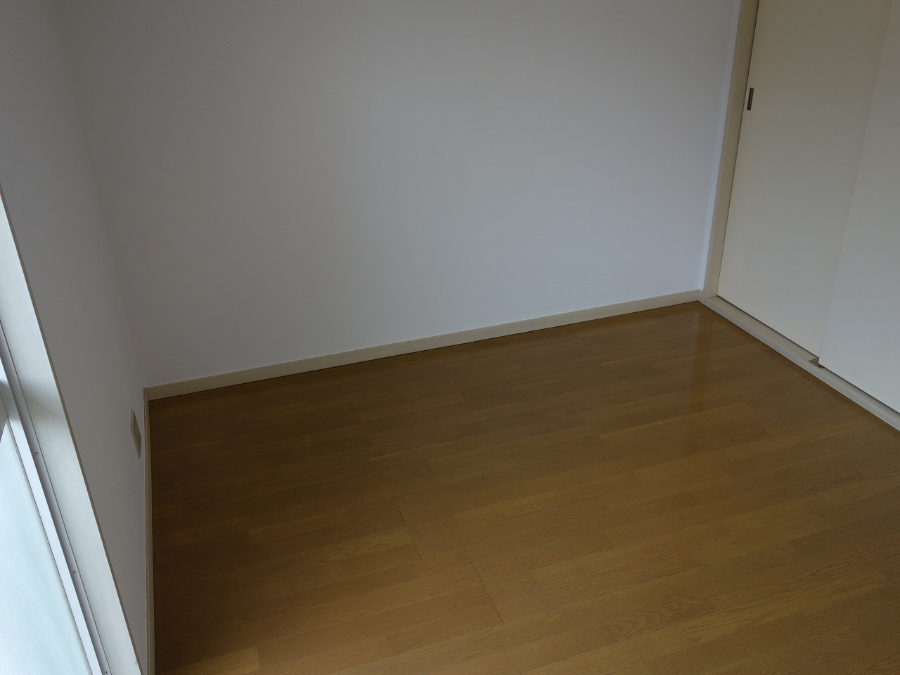 メルヘンハイツの洋室