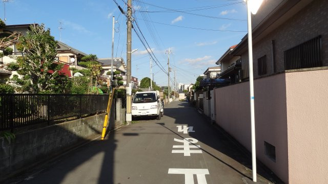 箕面市粟生新家５丁目　土地の周辺