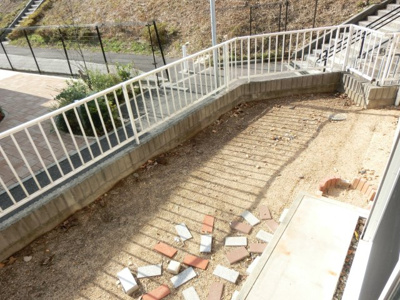 【庭】 | メゾン梨川