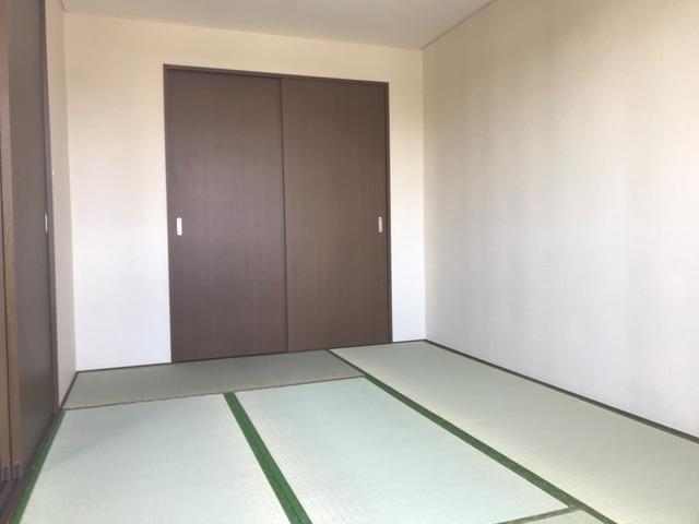 メゾンリヴィエールの和室