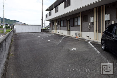 【駐車場】 | フローラルシャトー