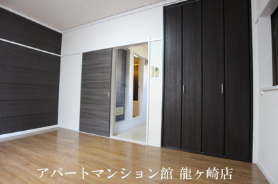 【居間・リビング】 | 姫宮中央ハイツB