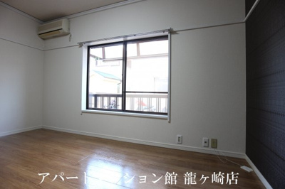 【居間・リビング】 | 姫宮中央ハイツB