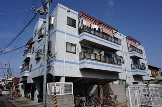 【外観】 | シンプルで爽やかなタイル張りです