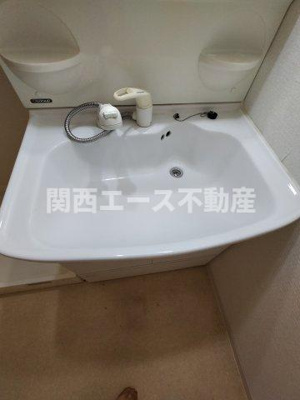  | アジュール西端