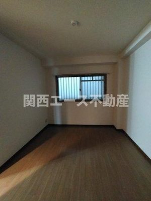  | アジュール西端