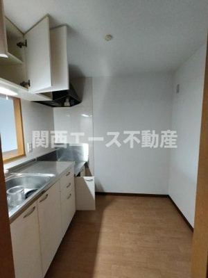  | アジュール西端