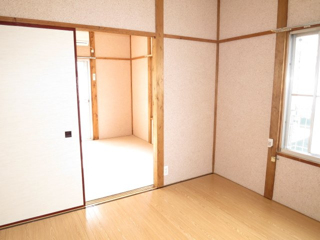 福島荘Ⅱの洋室