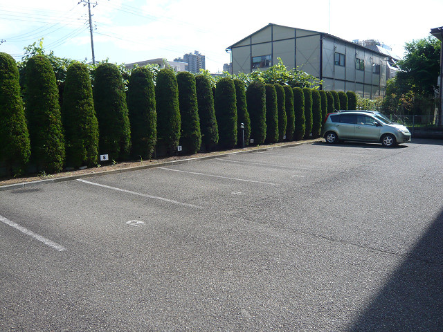 リバーサイドフレラ駐車場の駐車場