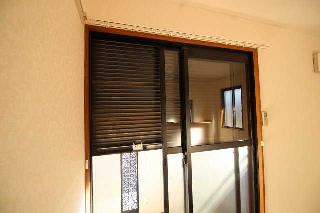 ラフォーレ・ポワールC棟のセキュリティ|同施工会社同型タイプの別の角部屋です（空き予定は中部屋です）