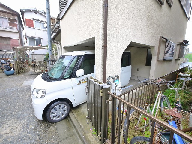 東九条町一戸建（697）の駐車場|駐車場です