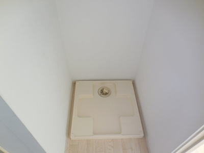 【設備】 | 本町マンション | 洗濯機置き場