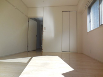 【洋室】 | 本町マンション | 洋室