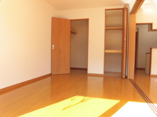 【寝室】 | グランコンフォール武蔵新城