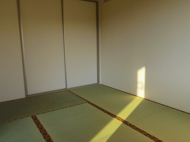 メゾン・ド・ルミエールの和室