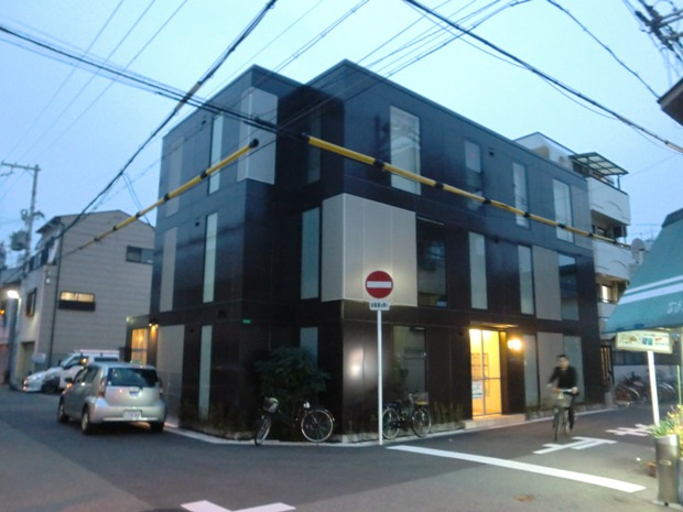 大阪市淀川区新高２丁目の賃貸マンションの外観