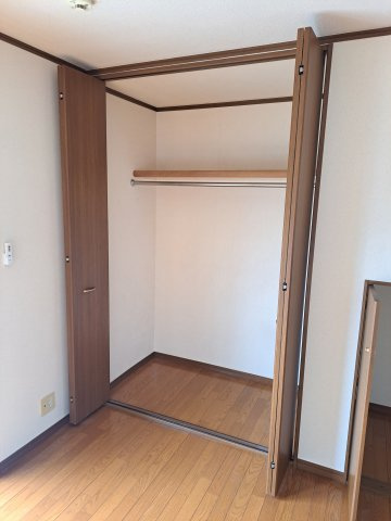 【収納】 | フォルス13 | お洋服もたくさんしまえます