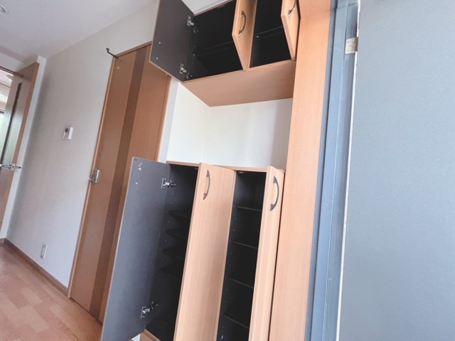 クレッシェンドの玄関