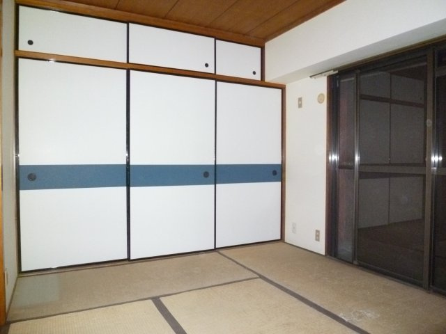 サンハイツ