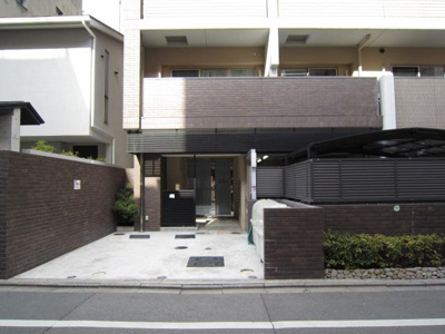 【エントランス】 | コンフォール室町六角