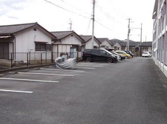 【駐車場】 | ウィステリア藤３