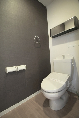 ポラリス　A棟のトイレ|落ち着いた色調のトイレです