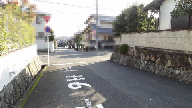 箕面市粟生外院4丁目　土地