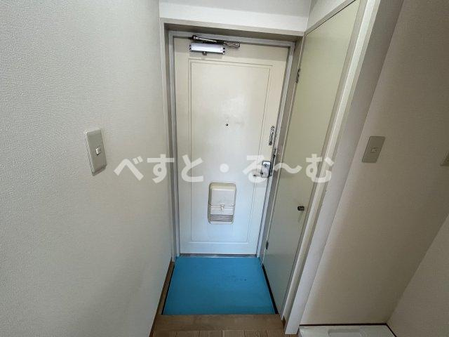 フォレスト明石の玄関