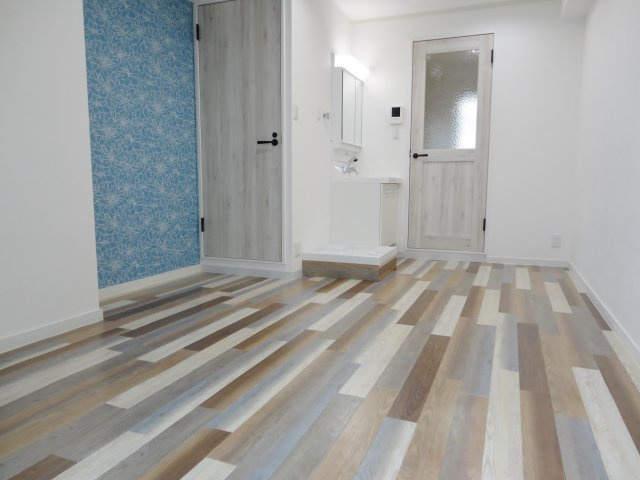 サングレイス西新町の洋室