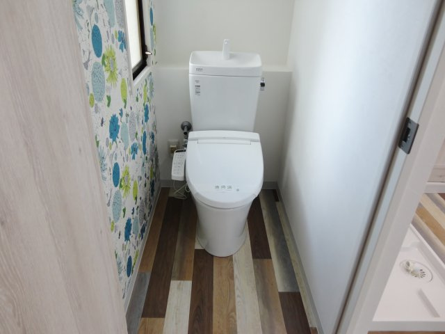 サングレイス西新町のトイレ