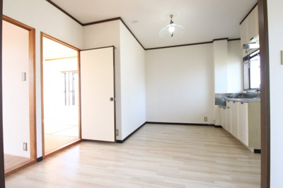 【居間・リビング】 | シティハイムウメハラ