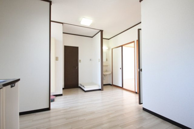 【居間・リビング】 | シティハイムウメハラ